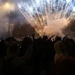 Με μουσική, drones και πυροτεχνήματα άλλαξε η χρονιά σε Αθήνα και Θεσσαλονίκη