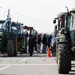 Πολύωροι αποκλεισμοί σήμερα στα τελωνεία Προμαχώνα, Ευζώνων και Νίκης