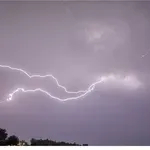 Επικίνδυνα καιρικά φαινόμενα στην Κρήτη έως αύριο Πέμπτη