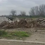 Τέσσερις συλλήψεις στην Θεσσαλονίκη- Έριχναν στερεά απόβλητα σε χωράφια στη Σίνδο