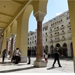 «Πράσινο φως» από τους δήμους στο αίτημα του ΒΕΘ για κατάργηση του τέλους πεζοδρομίων