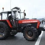 Αγρότες «στα μαχαίρια»- Βαριές κουβέντες για μπλόκο – διάλογο