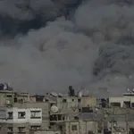 Η παλαιστινιακή Ερυθρά Ημισέληνος ανακοίνωσε ότι δύο άνθρωποι σκοτώθηκαν από πυρά εποίκων στη Δυτική Όχθη