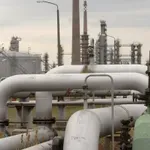 Πτώση 10% στη τιμή του πετρελαίου μετά την ανακοίνωση για το άνοιγμα εκ νέου του Ορμούζ