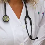 Μεταναστεύουν οι Έλληνες γιατροί