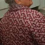 Ηλικιωμένες σε άθλιες συνθήκες διαβίωσης