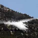 Οριοθετήθηκε η πυρκαγιά στην Πάρνηθα