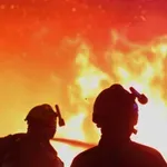 (Βίντεο) 27 νεκροί σε μπαρ που τυλίχθηκε στις φλόγες στην Ταϊλάνδη