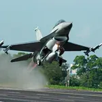 Αναγκαστική προσγείωση F16 της Πολεμικής Αεροπορίας στη Ζάκυνθο