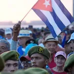 Κούβα: Χιλιάδες Κουβανοί έξω από την αμερικανική πρεσβεία στην Αβάνα σε διαδήλωση ενάντια στο κατηγορητήριο κατά του Ραούλ Κάστρο