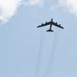 ΗΠΑ: Οκτώ νεκροί στη συντριβή αμερικανικού βομβαρδιστικού B-52 στην Καλιφόρνια