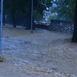 Σέρρες: Άνοιξε η άσφαλτος μετά τη δυνατή βροχή και το μπουρίνι