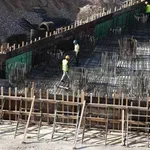 Μαραθώνια ανάκριση για μίζες σε πολεοδομίες