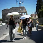 Φλέγεται για όγδοη ημέρα η Ευρώπη