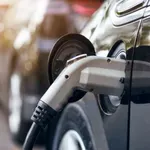 Výroba elektromobilů je v rukou Číny: Ovládá 90% celosvětové výroby magnetů