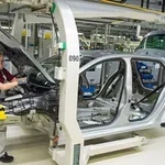 V továrně VW na elektromobily hrozí propouštění: Důvodem je nezájem