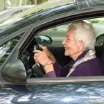 Po 68 letech už za volant nesmíte. Řidičák ani potvrzení od lékaře vás nezachrání