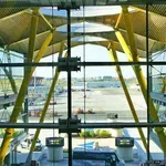 Adolfo Suárez Madrid-Barajas: 400 bunara ispod aerodroma