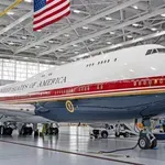 Tramp prvi put leteo novim Air Force One koji je donirao Katar