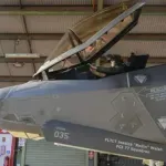 Propust UPS-a poslao tajne podatke o F-35 u Kinu