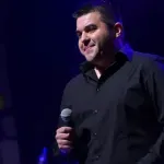 (VIDEO) Novak Laketić objavio novu pjesmu: Omaž princezama čestitka ženama