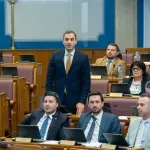 Konatar: Ako Vlada neće da smanji akcize na gorivo, to treba da uradi Skupština