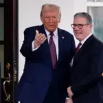 Tramp kritikovao Starmera: Nažalost, on nije Vinston Čerčil