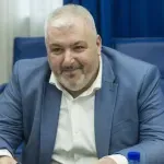 Predsjednik Senata DRI kupio stan, na računima predsjednika Odbora direktora EPCG 65.000