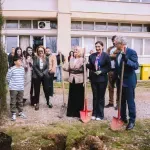 Satler i Jakšić Stojanović pokrenuli ozelenjavanje školskih dvorišta u okviru nacionalne ekološke kampanje "Čuvaj da te čuva"