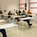 Raskorak u postignućima učenika na takmičenjima: Od hiljadu takmičara tri osvojila 100 bodova