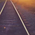 Francuska: Sudar brzog voza i kamiona, poginuo mašinovođa, 13 povrijeđenih