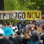 Pogled slijeva: "Amerika bez monarha"