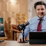 Abazović: Poslanici da zaštite državni interes, Aerodromi ne smiju da se daju po cijeni jednog aviona