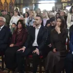 (FOTO) Spajić i Mandić na vaskršnjoj liturgiji u Hramu