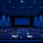 (VIDEO) Neviđena scena u bioskopu: Žena uhvatila muža sa ljubavnicom