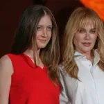 (FOTO) Ćerka Nikol Kidman proslavila maturu: Zablistala u kreaciji vrijednoj skoro 13.000 dolara