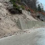 AMSCG: Saobraćaj umjerenog intenziteta, obustava na putu Đurđevića Tara – Mojkovac zbog odrona