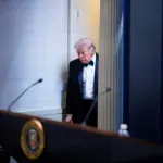 Tramp se ponovo oglasio o pucnjavi: Da imamo veliku balsku dvoranu u Bijeloj kući, ovo se ne bi desilo