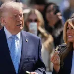 (VIDEO) Tramp traži otkaz za Kimela zbog šale o njemu i Melaniji: Nije nimalo smiješan