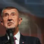 Babiš: U Briselu sada otkrivaju da se asfalt pravi od nafte