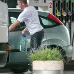 Vlada ponovo zakinula građane za jeftinije gorivo