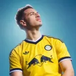 Itan Ampadu vjeran Lidsu