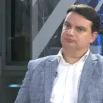 Odžić: Ako mislite da je Vučić slučajno poslao "studente koji žele da uče", grdno se varate