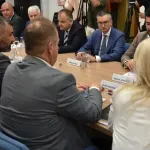 (FOTO) Šarec: Uključiti opštine u pripremu zakona