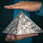 Ilon Mask, čovjekolika Ponzi šema