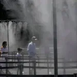 (FOTO) Vlada Francuske zabranila alkoholna pića i otkazala manifestacije zbog vrućine