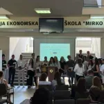 (VIDEO) SEŠ „Mirko Vešović“ uručila diplome „Luča“: Rad, znanje i uspjeh slavi 57 "lučonoša"