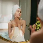 Dermatolozi izdvojili sedam večernjih navika koje ubrzano stare kožu