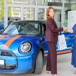 Uručeni ključevi dobitnici automobila u nagradnoj igri VRH kartice