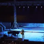 Spektakularno veče u Herceg Novom: Brajan Adams prvi put na otvorenoj sceni na Kanli kuli